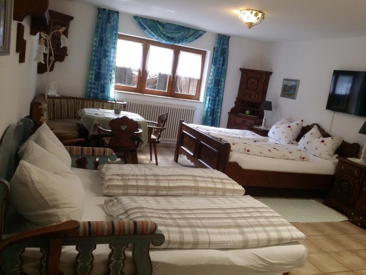Schwarzwald - Villa Appartments Titisee Esterno foto