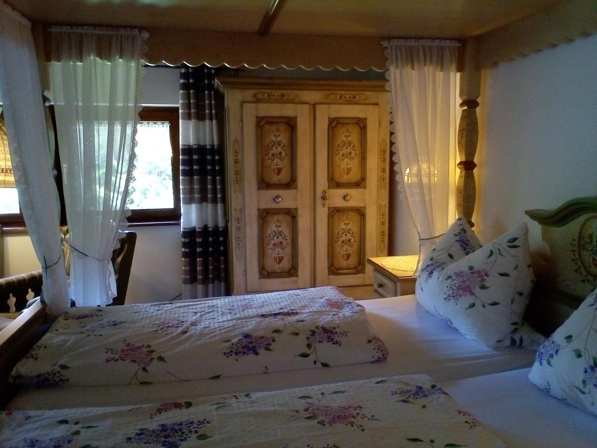 Schwarzwald - Villa Appartments Titisee Esterno foto