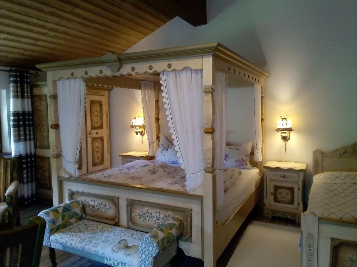 Schwarzwald - Villa Appartments Titisee Esterno foto